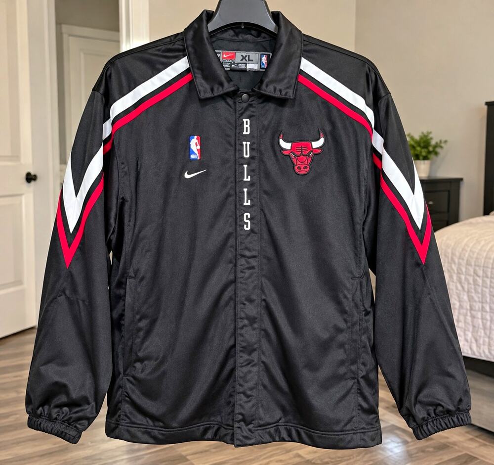 Nike Chicago Bulls NBA Full Zip Jacket Men’s XL Black Red White